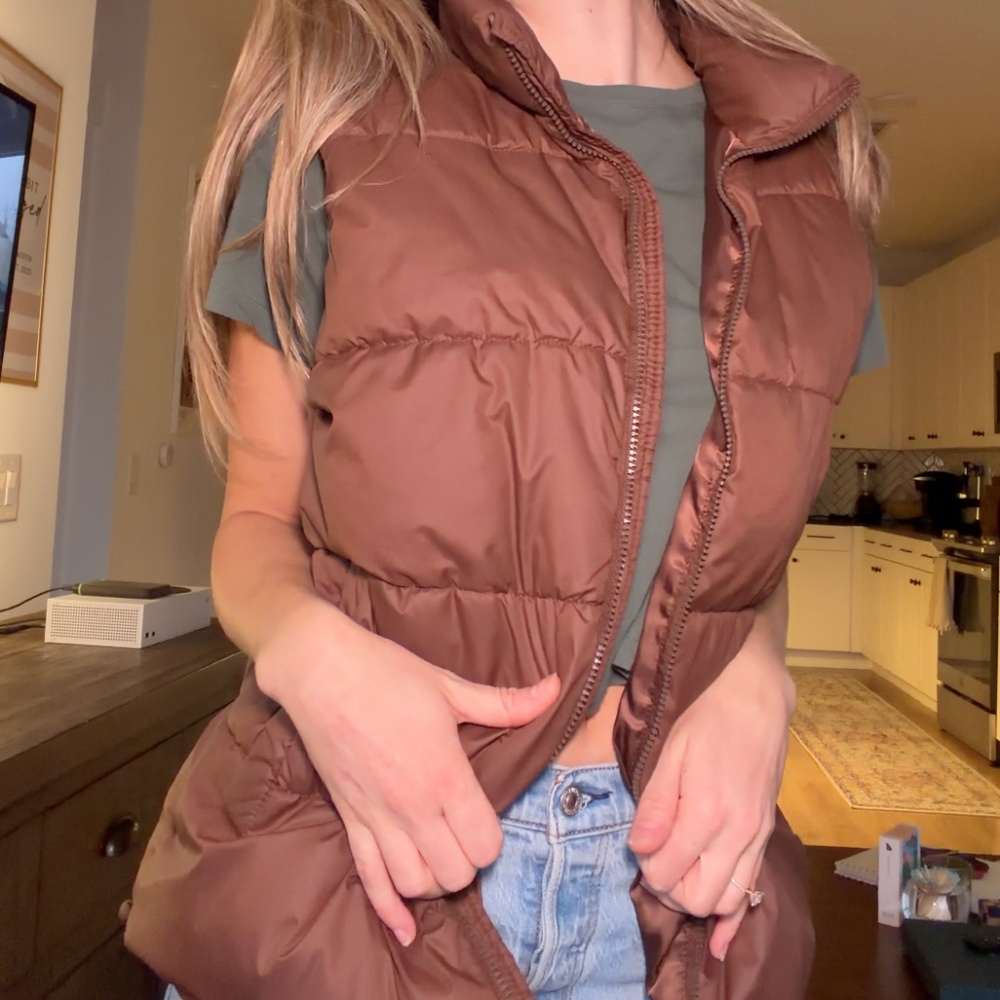 Women's Large Red Burgundy Vest